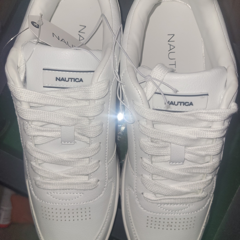Nautica Men's White Leather Sneakers with Navy & Red Stripes - Picture 2 of 7